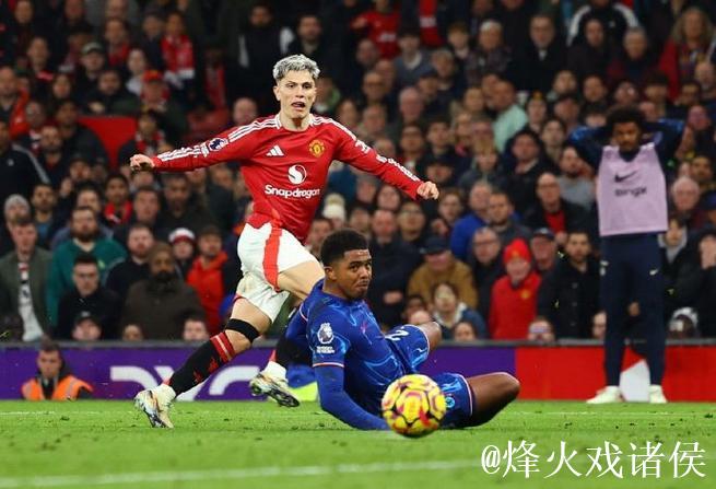 英超-恩佐扳平赖因德斯建功格瓦迪奥尔伤退 曼城1-1战平切尔西